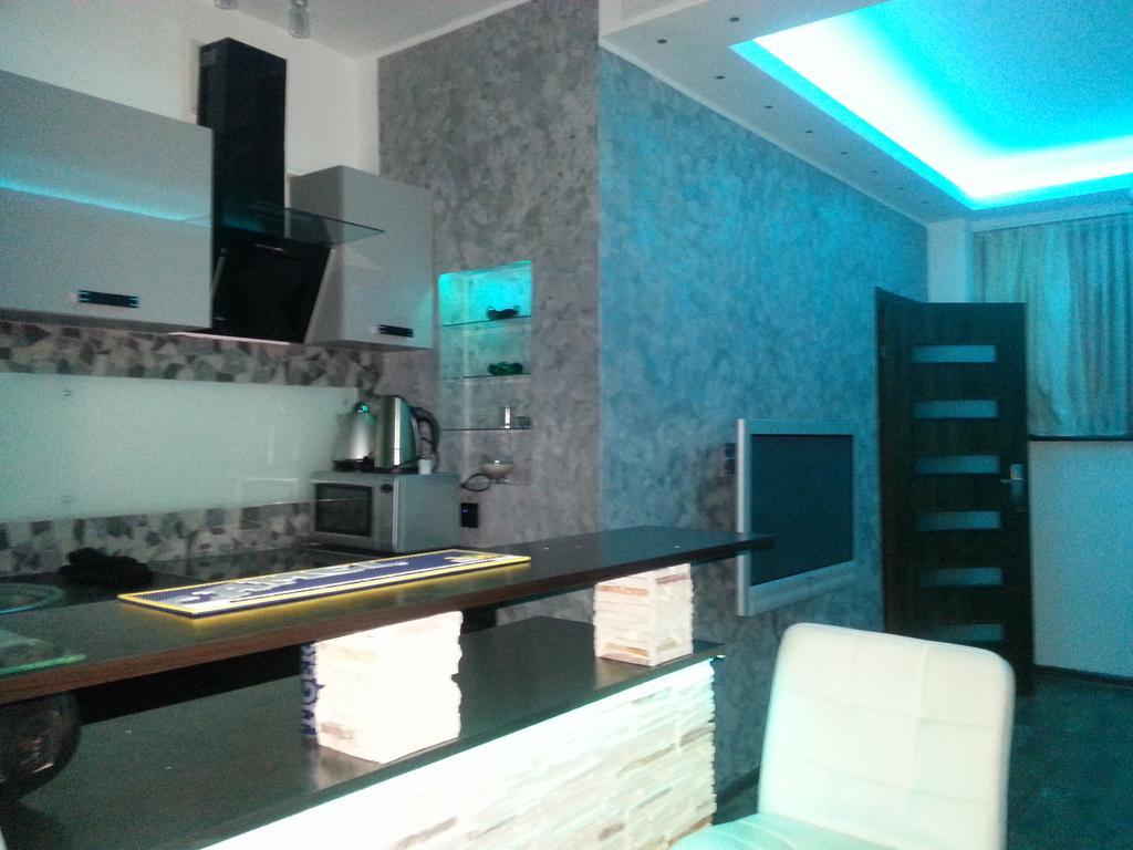 Apartament Neon Гдиня Номер фото
