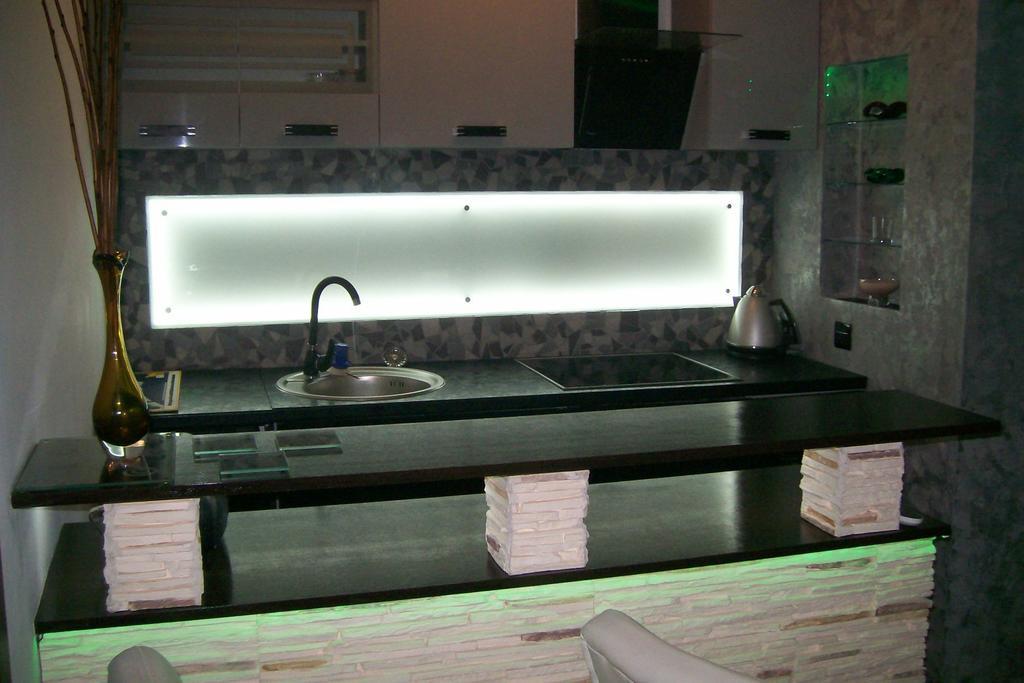 Apartament Neon Гдиня Номер фото